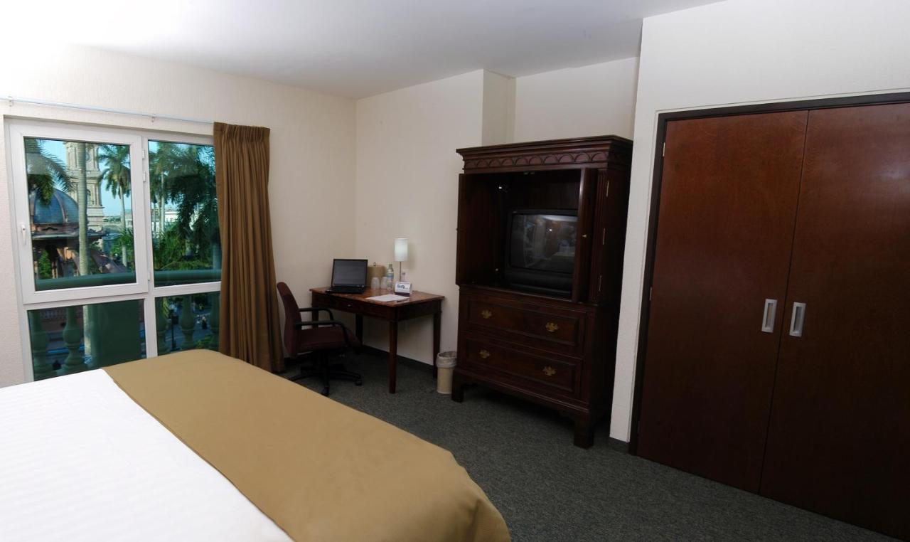 Hotel Hs Hotsson Smart Value Tampico Extérieur photo